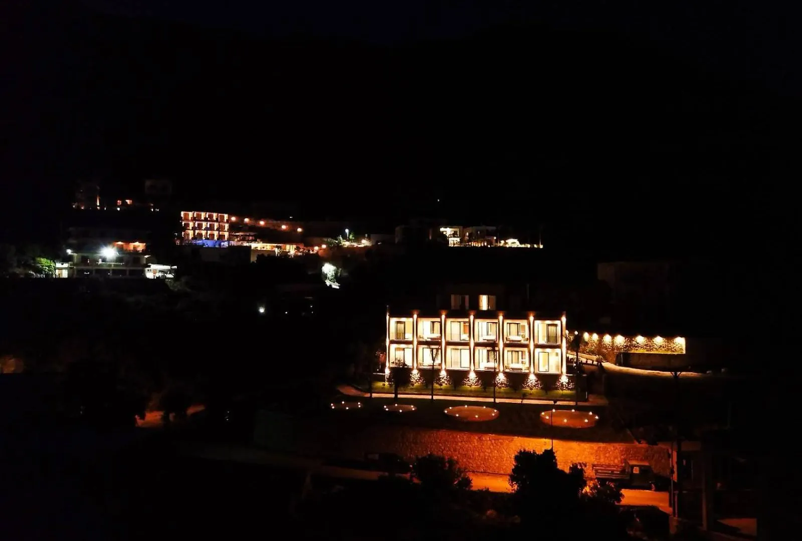 Aurum Hotel Palasë